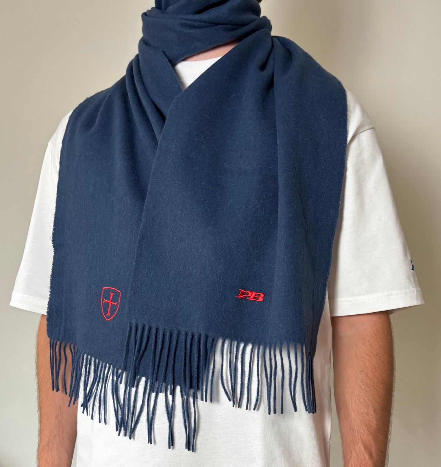 Wool & Cashmere blend scarf with double embroidery logos.
