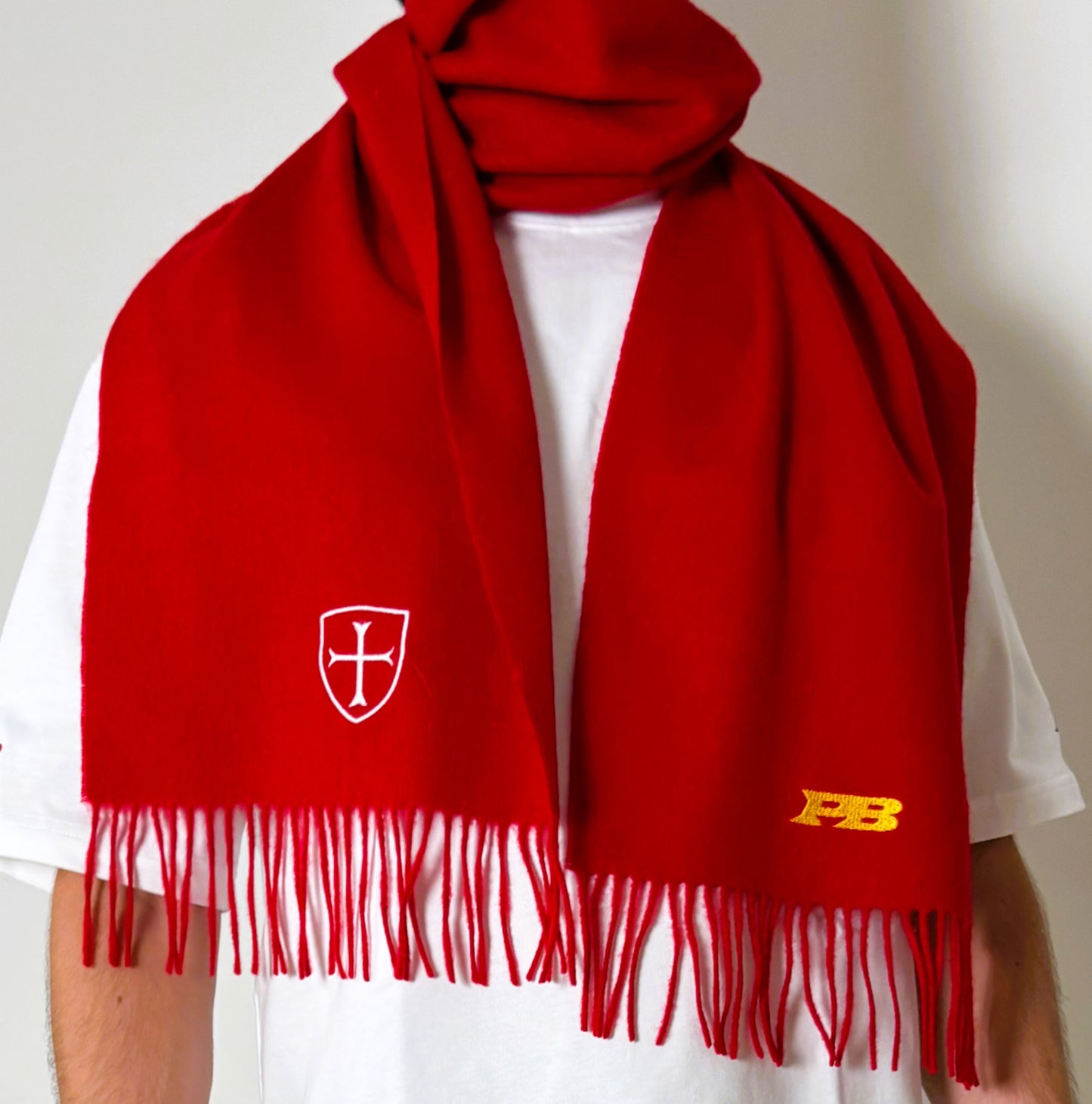 Wool scarf 100%Merino, scarlet red.