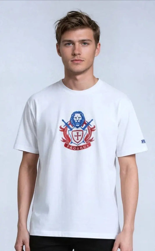 Man wearing a white paganus t-shirt with a patriot logo
