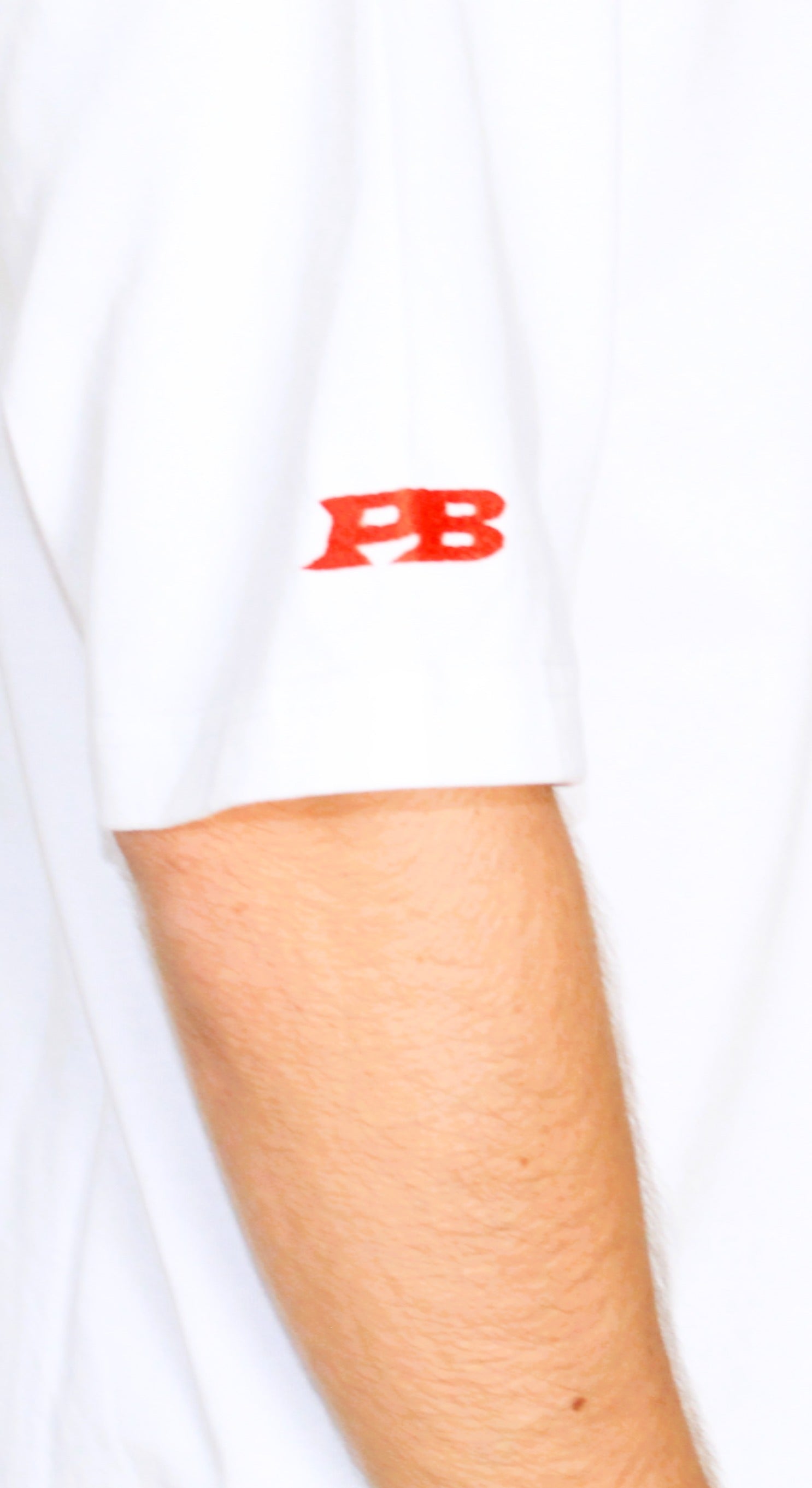 280gsm combed cotton white t-shirt with a red patriot logo